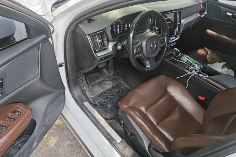 Used Volvo S60 2020 T4 Zhiyi Luxury Edition Driver Seat