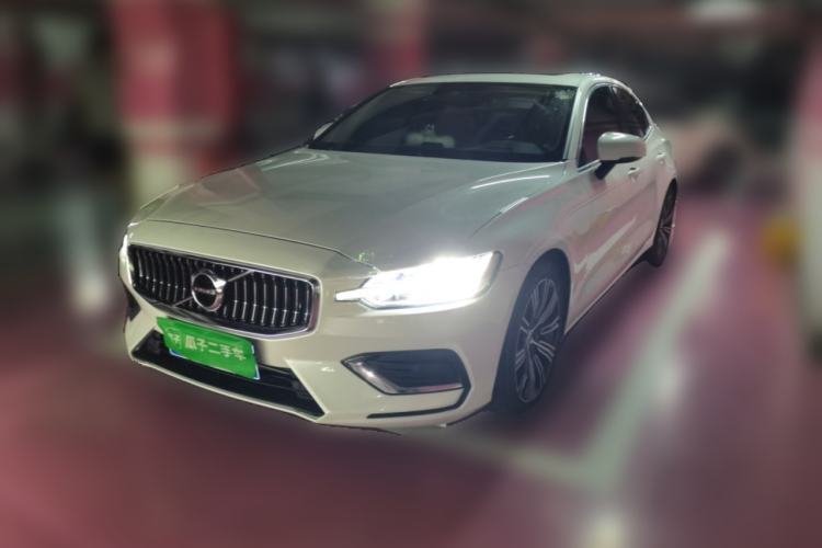 Ojetý Volvo S60 2020 T4 Zhiyuan Luxury Edition Guazi used car, China used car export, Used car for sale, Used  cars, Cheapest cars for sale
