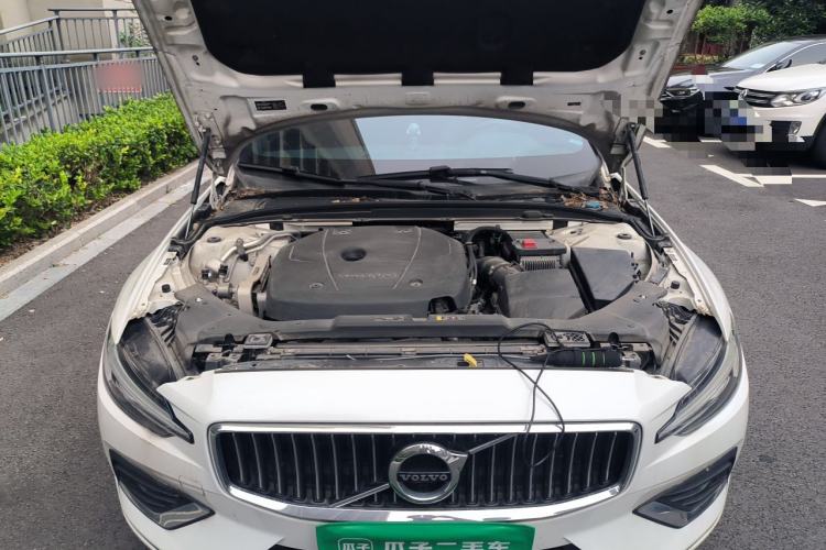 Used Volvo S60 2020 T4 Zhiyi Luxury Edition Engine Bay