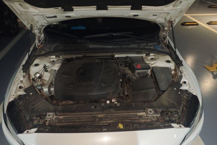 Used Volvo S60 2020 T4 Zhiyi Luxury Edition Engine Bay