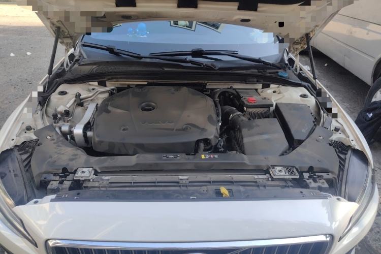Used Volvo S60 2020 T4 Zhiyuan Luxury Edition Engine Bay