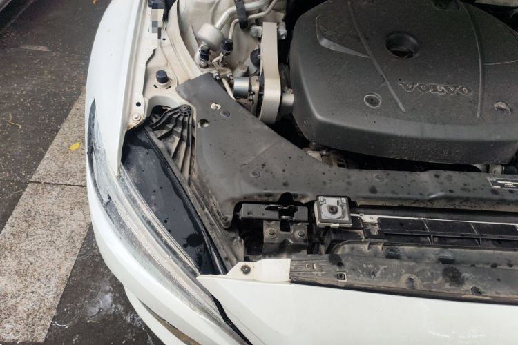 Used Volvo S60 2020 T4 Zhiyuan Luxury Edition Engine Bay Right