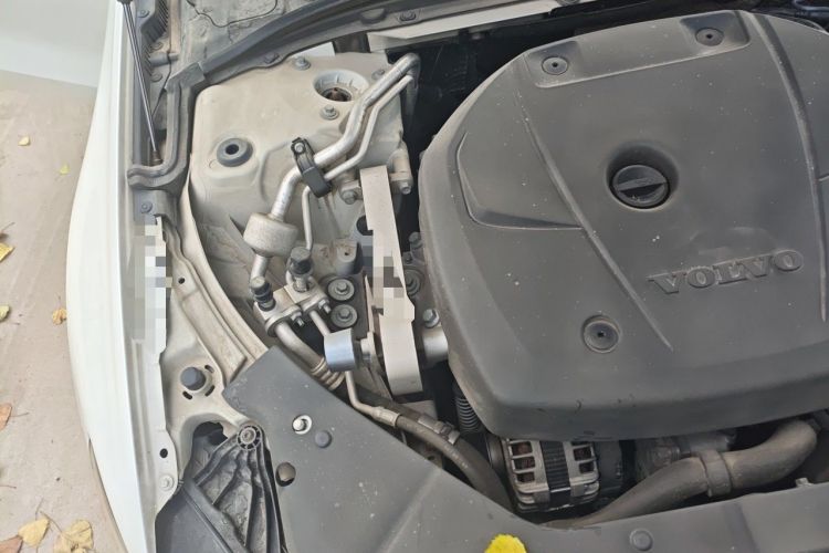 Used Volvo S60 2020 T4 Zhiyuan Luxury Edition Engine Bay Right