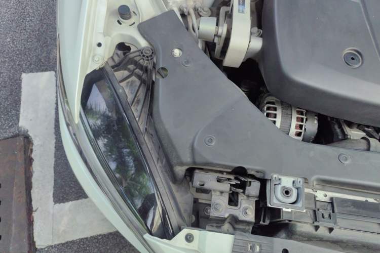 Used Volvo S60 2020 T4 Zhiyuan Luxury Edition Engine Bay Right