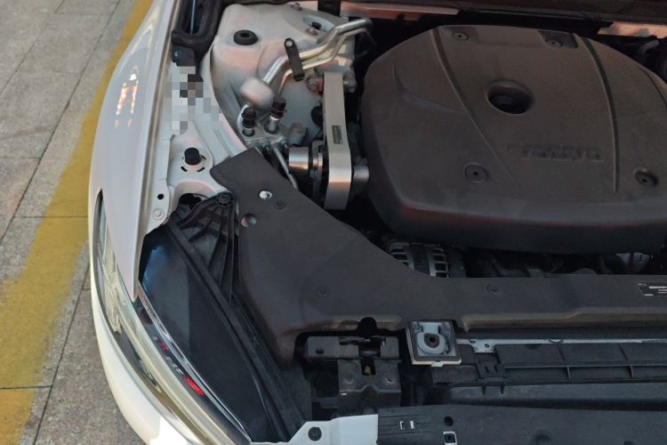 Used Volvo S60 2020 T4 Zhiyi Luxury Edition Engine Bay Right