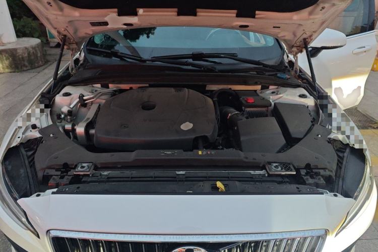 Used Volvo S60 2020 T4 Zhiyi Luxury Edition Engine Bay