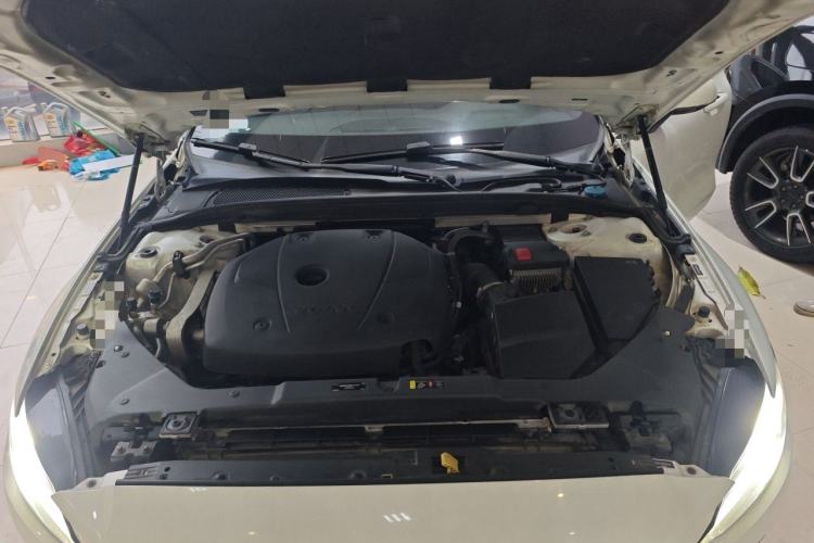 Used Volvo S60 2020 T4 Zhiyi Luxury Edition Engine Bay
