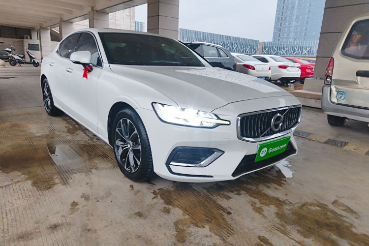 Used Volvo S60 2020 T4 Zhiyi Luxury Edition Exterior 1