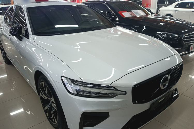 Used Volvo S60 2020 T4 Zhiyuan Sport Edition Exterior 1