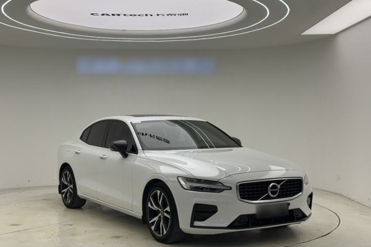 Used Volvo S60 2020 T4 Zhiyuan Sport Edition Exterior 2