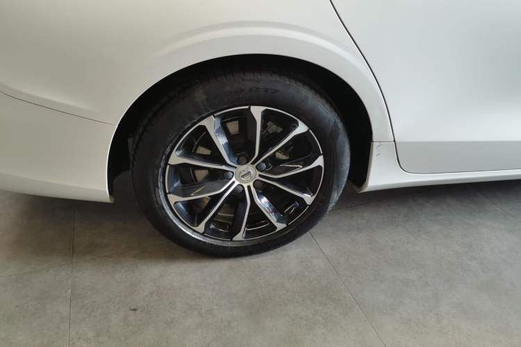Used Volvo S60 2020 T4 Zhiyi Luxury Edition Exterior 8