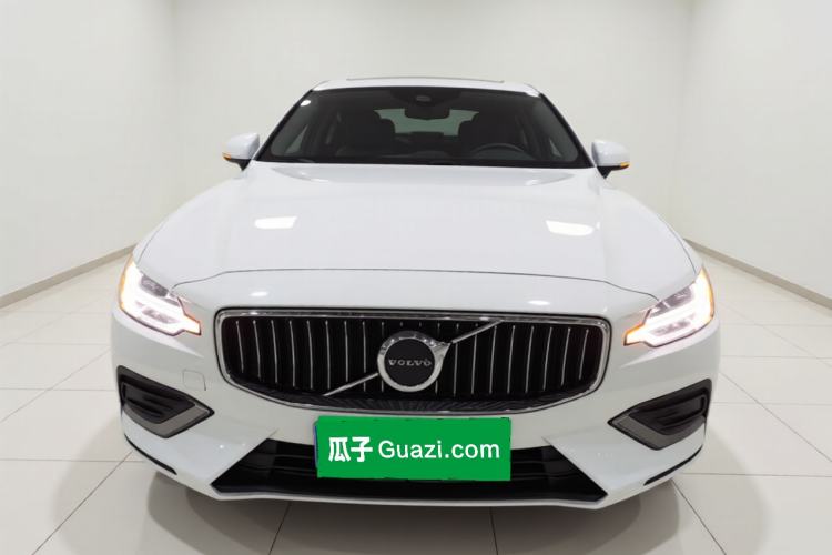 Used Volvo S60 2020 T4 Zhiyuan Luxury Edition Front