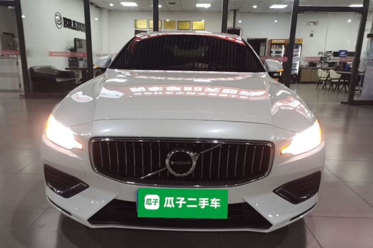 Used Volvo S60 2020 T4 Zhiyuan Luxury Edition Front