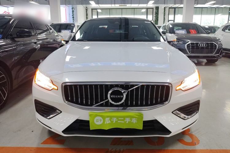 Used Volvo S60 2020 T4 Zhiyi Luxury Edition Front