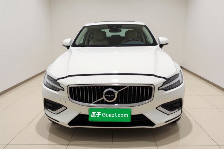 Used Volvo S60 2020 T4 Zhiyi Luxury Edition Front