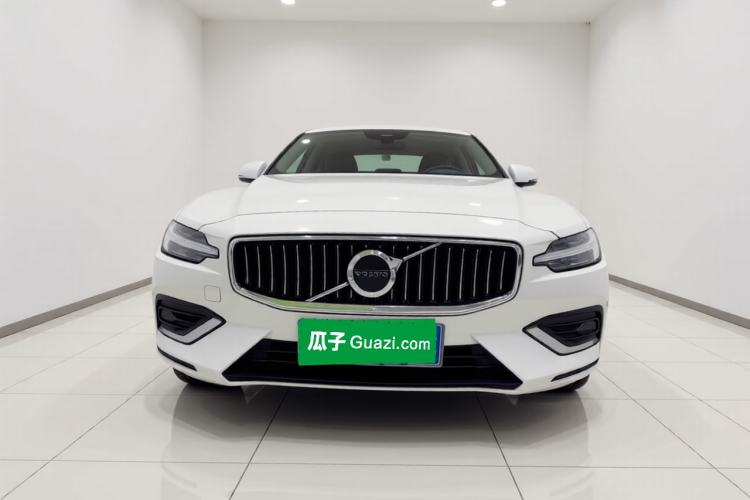 Used Volvo S60 2020 T4 Zhiyuan Luxury Edition Front