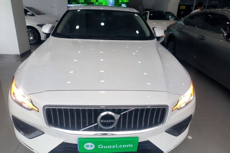 Used Volvo S60 2020 T4 Zhiyi Luxury Edition Front