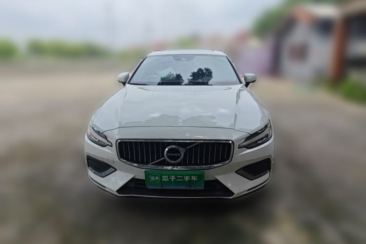 Used Volvo S60 2020 T4 Zhiyi Luxury Edition Front