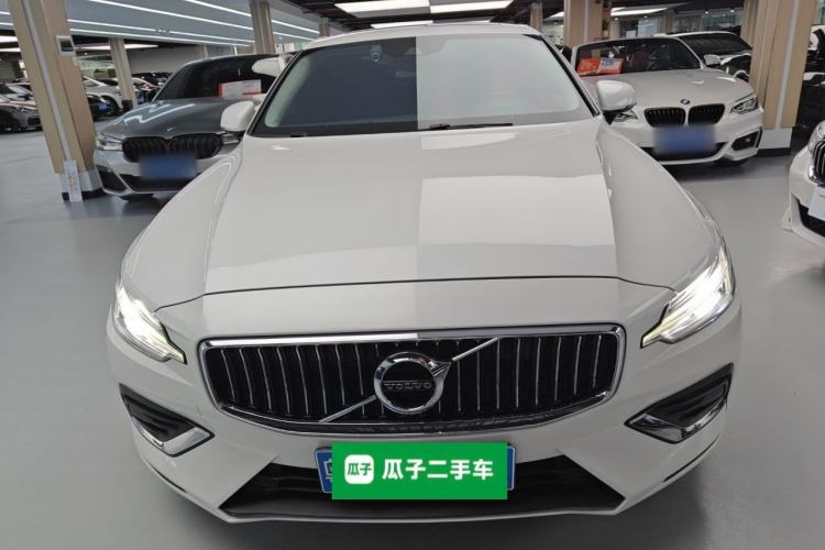Used Volvo S60 2020 T4 Zhiyuan Luxury Edition Front