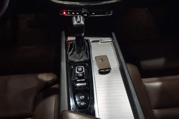Used Volvo S60 2020 T4 Zhiyuan Luxury Edition Gear Lever