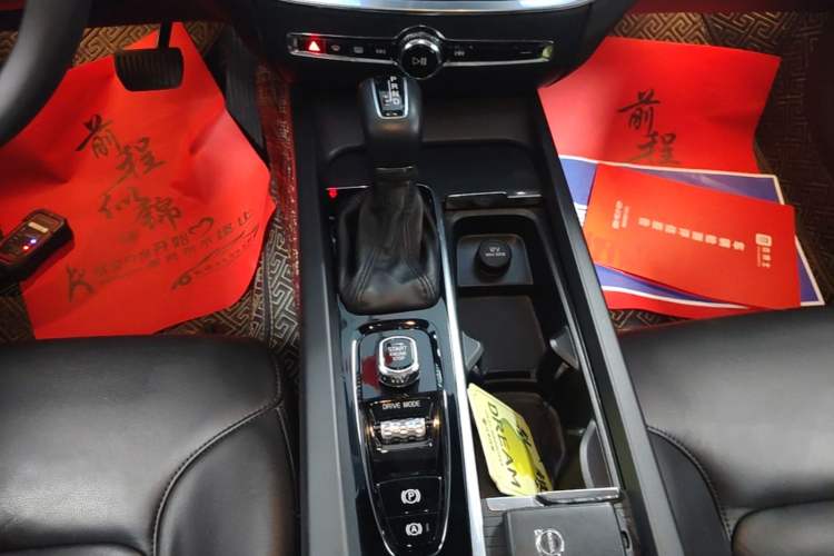 Used Volvo S60 2020 T4 Zhiyi Luxury Edition Gear Lever