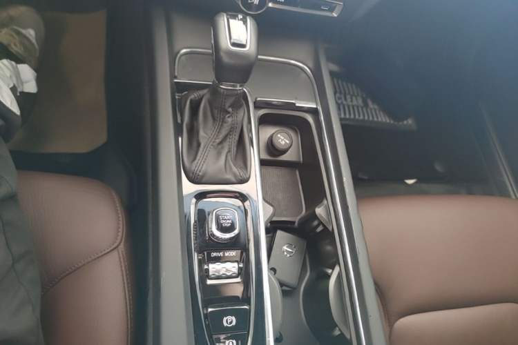 Used Volvo S60 2020 T4 Zhiyi Luxury Edition Gear Lever
