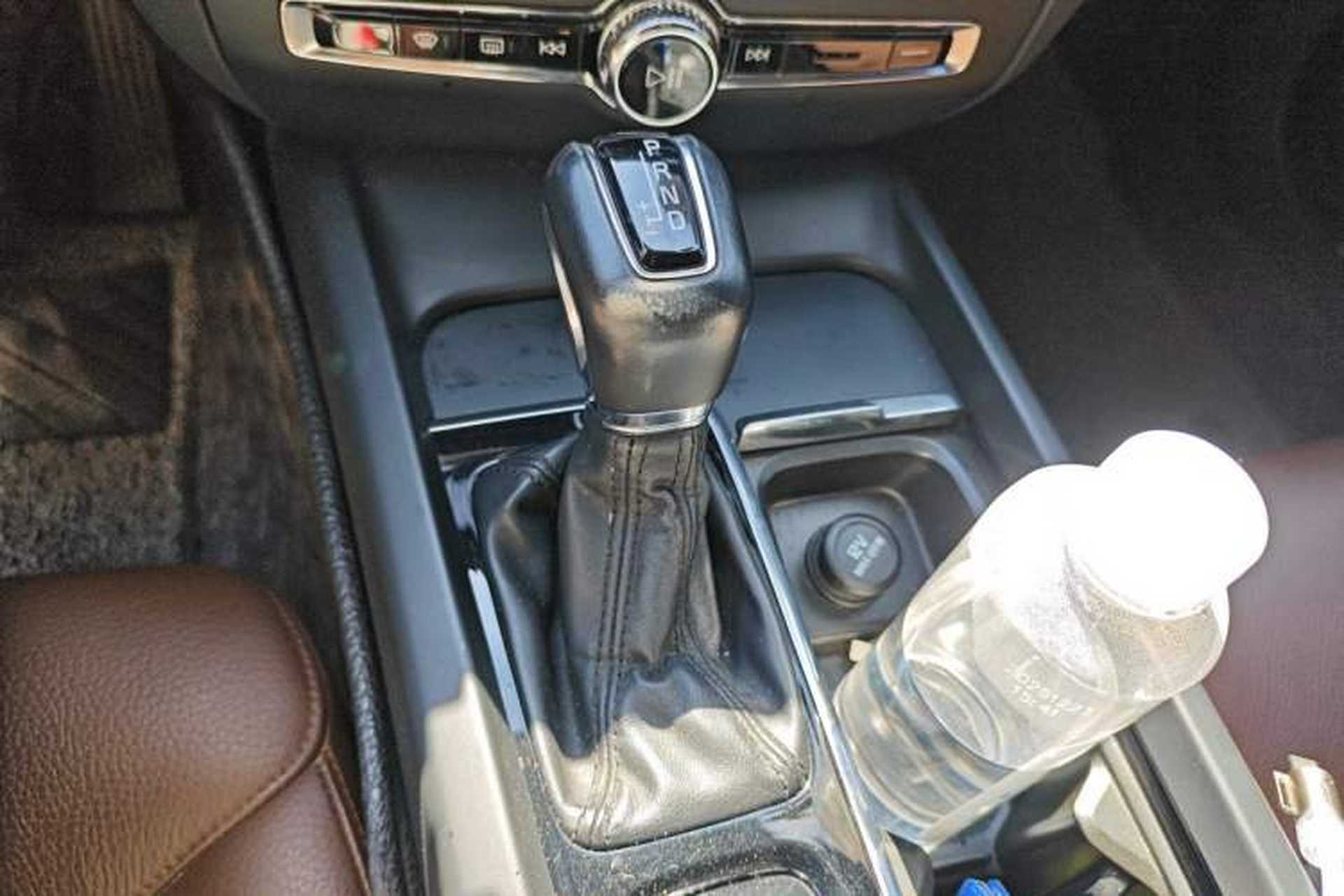Used Volvo S60 2020 T4 Zhiyi Luxury Edition Gear Lever