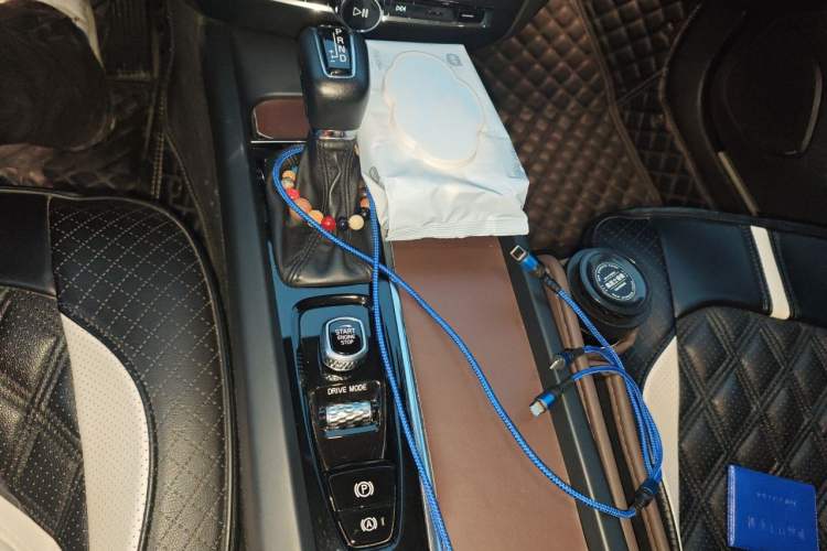 Used Volvo S60 2020 T4 Zhiyi Luxury Edition Gear Lever