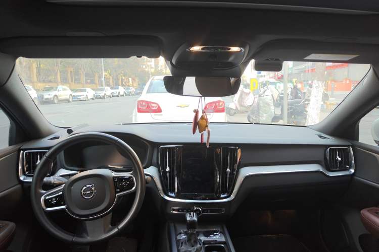Used Volvo S60 2020 T4 Zhiyi Luxury Edition Headliner