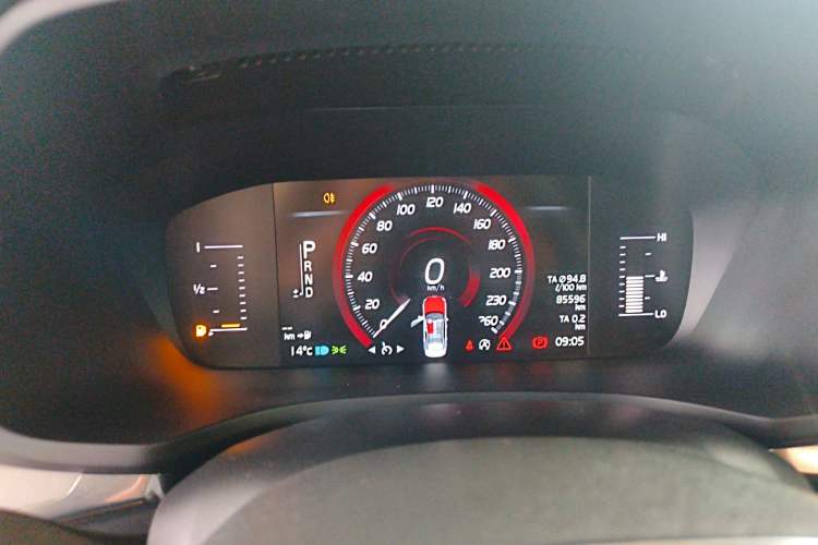 Used Volvo S60 2020 T4 Zhiyi Luxury Edition Instrument Cluster
