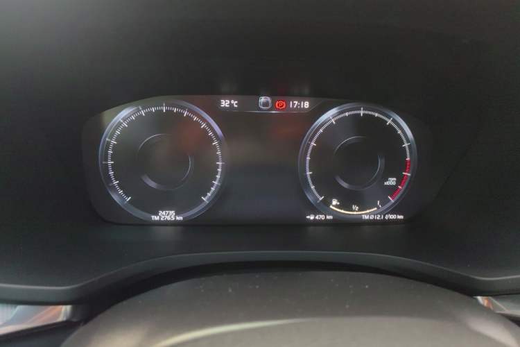 Used Volvo S60 2020 T4 Zhiyuan Luxury Edition Instrument Cluster