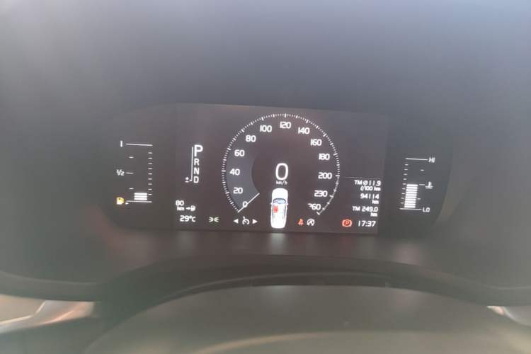 Used Volvo S60 2020 T4 Zhiyi Luxury Edition Instrument Cluster