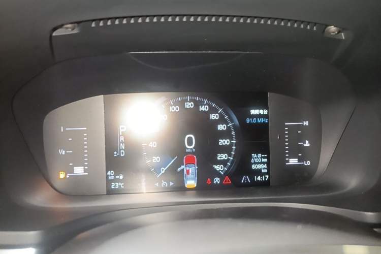 Used Volvo S60 2020 T3 SmartDrive Luxury Edition Instrument Cluster