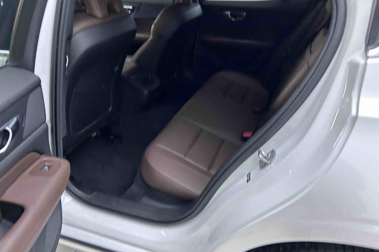 Used Volvo S60 2020 T4 Zhiyi Luxury Edition Interior 2
