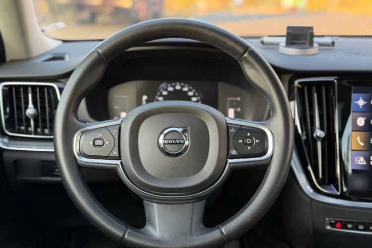 Used Volvo S60 2020 T4 Zhiyi Luxury Edition Interior 2