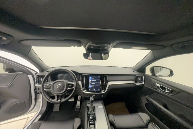 Used Volvo S60 2020 T4 Zhiyuan Sport Edition Interior 3