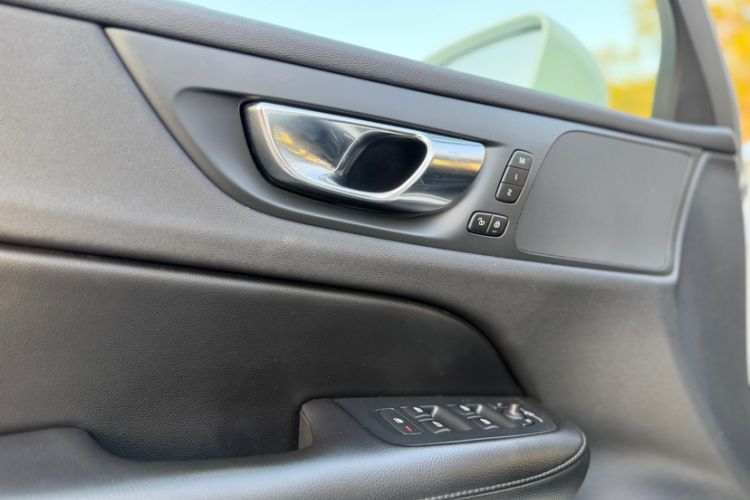Used Volvo S60 2020 T4 Zhiyi Luxury Edition Interior 4