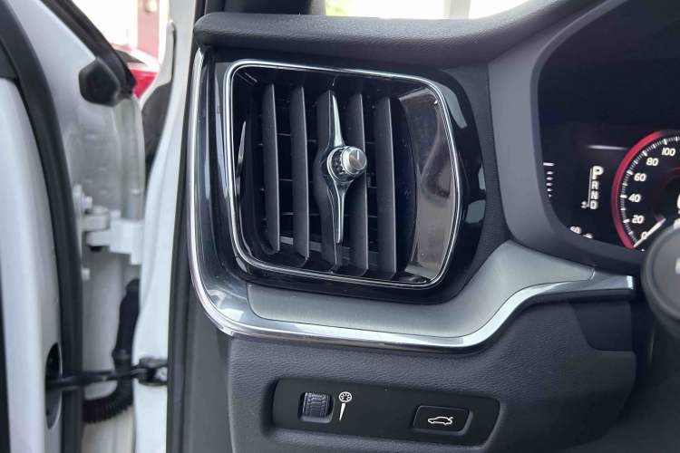 Used Volvo S60 2020 T4 Zhiyi Luxury Edition Interior 6