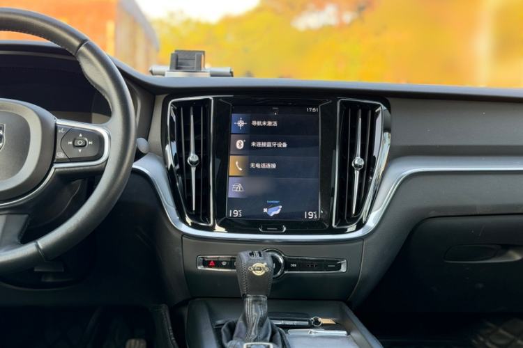Used Volvo S60 2020 T4 Zhiyi Luxury Edition Interior 6