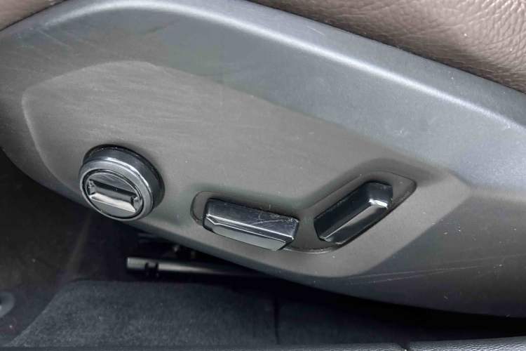 Used Volvo S60 2020 T4 Zhiyi Luxury Edition Interior 8