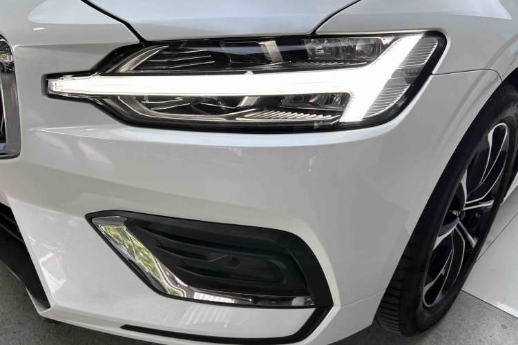 Used Volvo S60 2020 T4 Zhiyi Luxury Edition Left Front Headlight