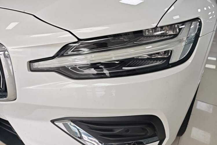 Used Volvo S60 2020 T4 Zhiyuan Luxury Edition Left Front Headlight
