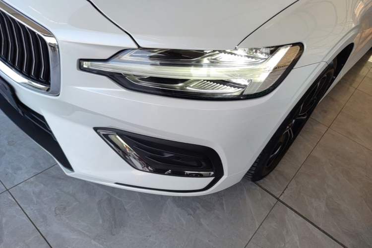 Used Volvo S60 2020 T4 Zhiyi Luxury Edition Left Front Headlight