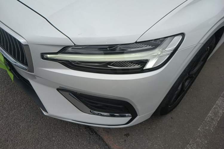 Used Volvo S60 2020 T4 Zhiyi Luxury Edition Left Front Headlight