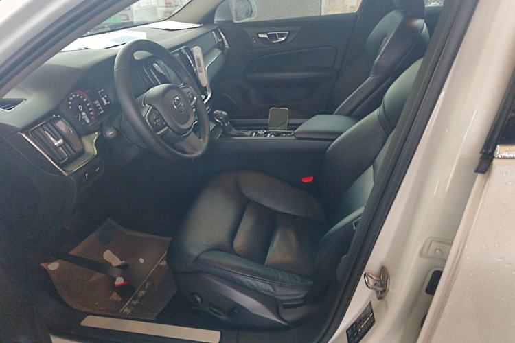 Used Volvo S60 2020 T4 Zhiyi Luxury Edition Left Front Seat