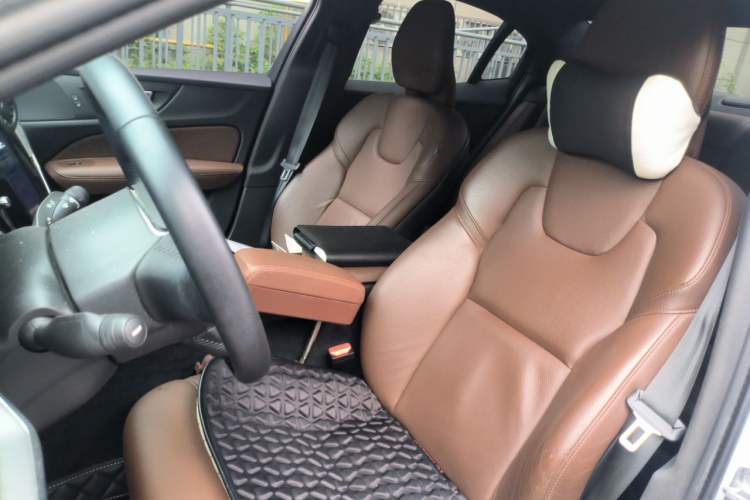 Used Volvo S60 2020 T4 Zhiyi Luxury Edition Left Front Seat