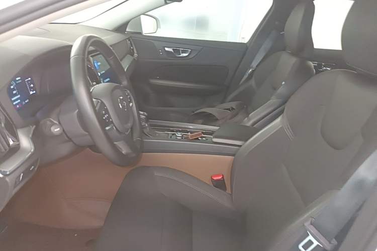 Used Volvo S60 2020 T3 SmartDrive Luxury Edition Left Front Seat