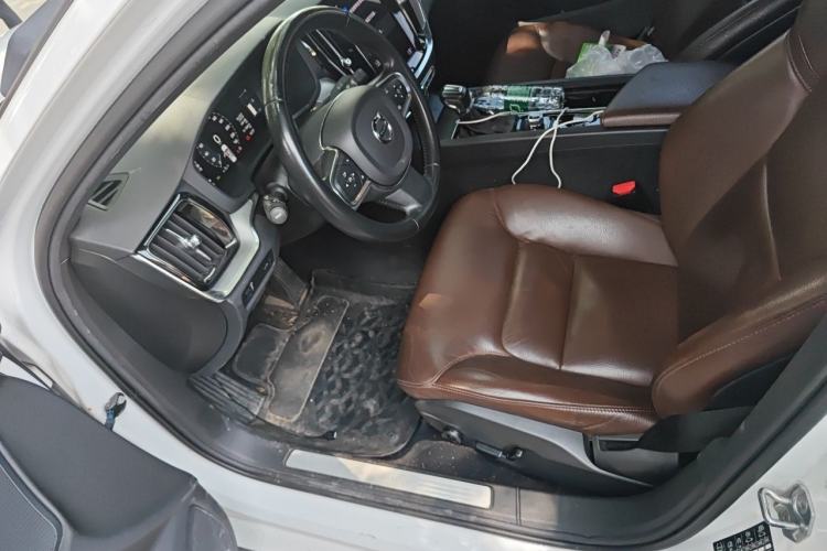 Used Volvo S60 2020 T4 Zhiyi Luxury Edition Left Front Seat