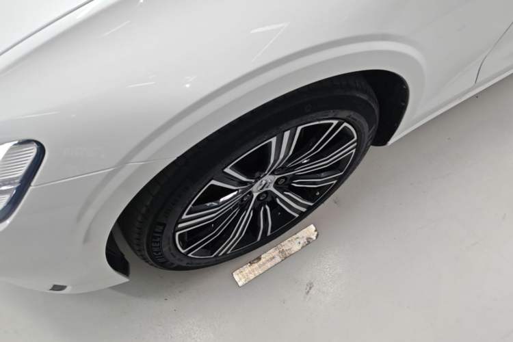 Used Volvo S60 2020 T4 Zhiyuan Luxury Edition Left Front Wheel Hub
