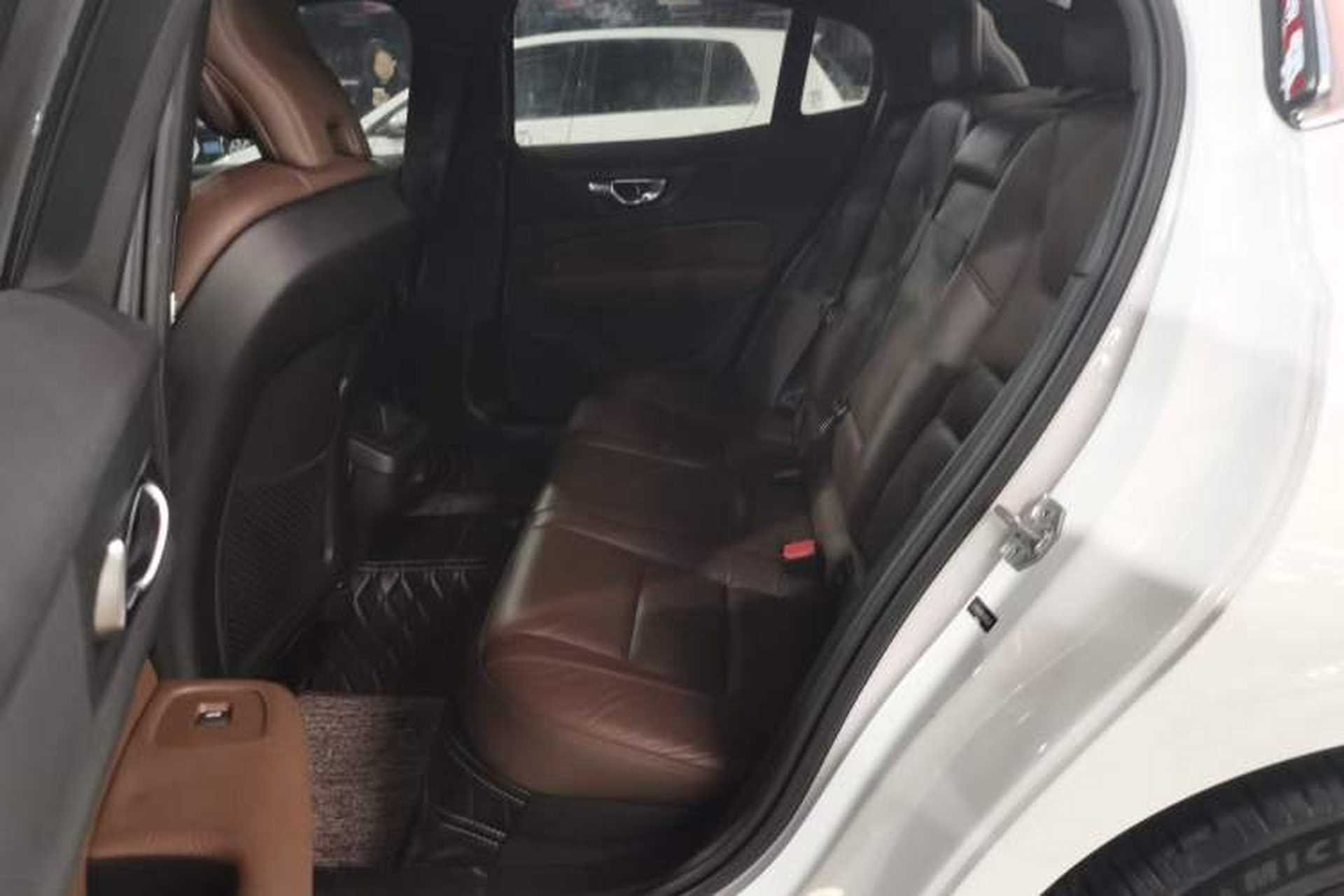 Used Volvo S60 2020 T4 Zhiyuan Luxury Edition Left Rear Seat